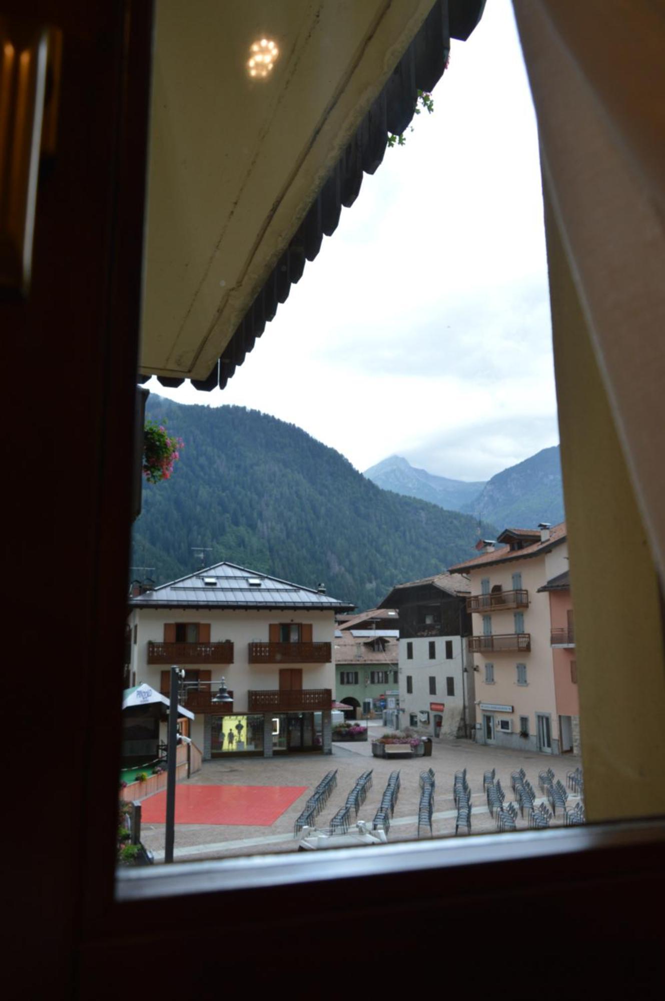 Hotel Wanda Pinzolo Eksteriør billede